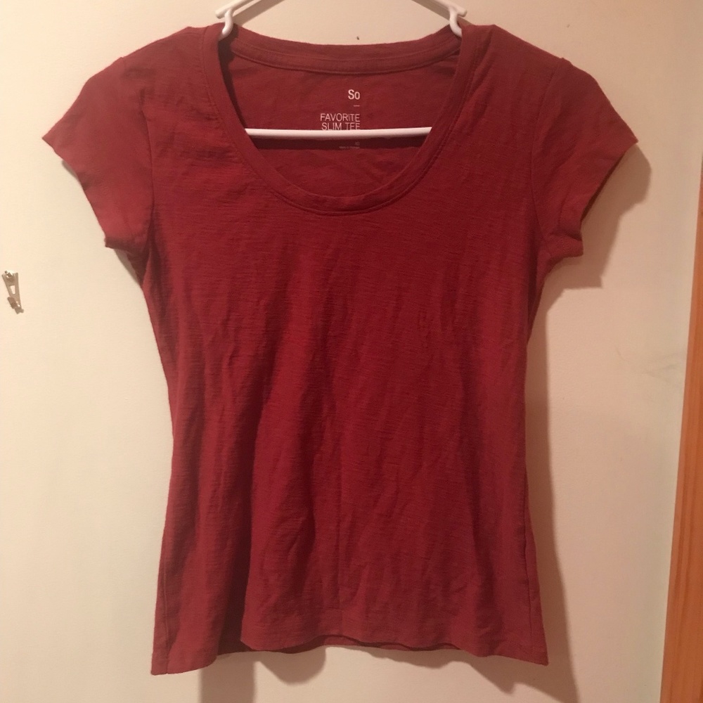 Red Junior’s So “Favorite Slim Fit Tee”